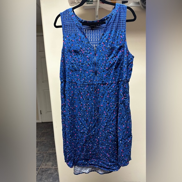 Torrid Dresses sizes 1 & 2 - Picture 4 of 8
